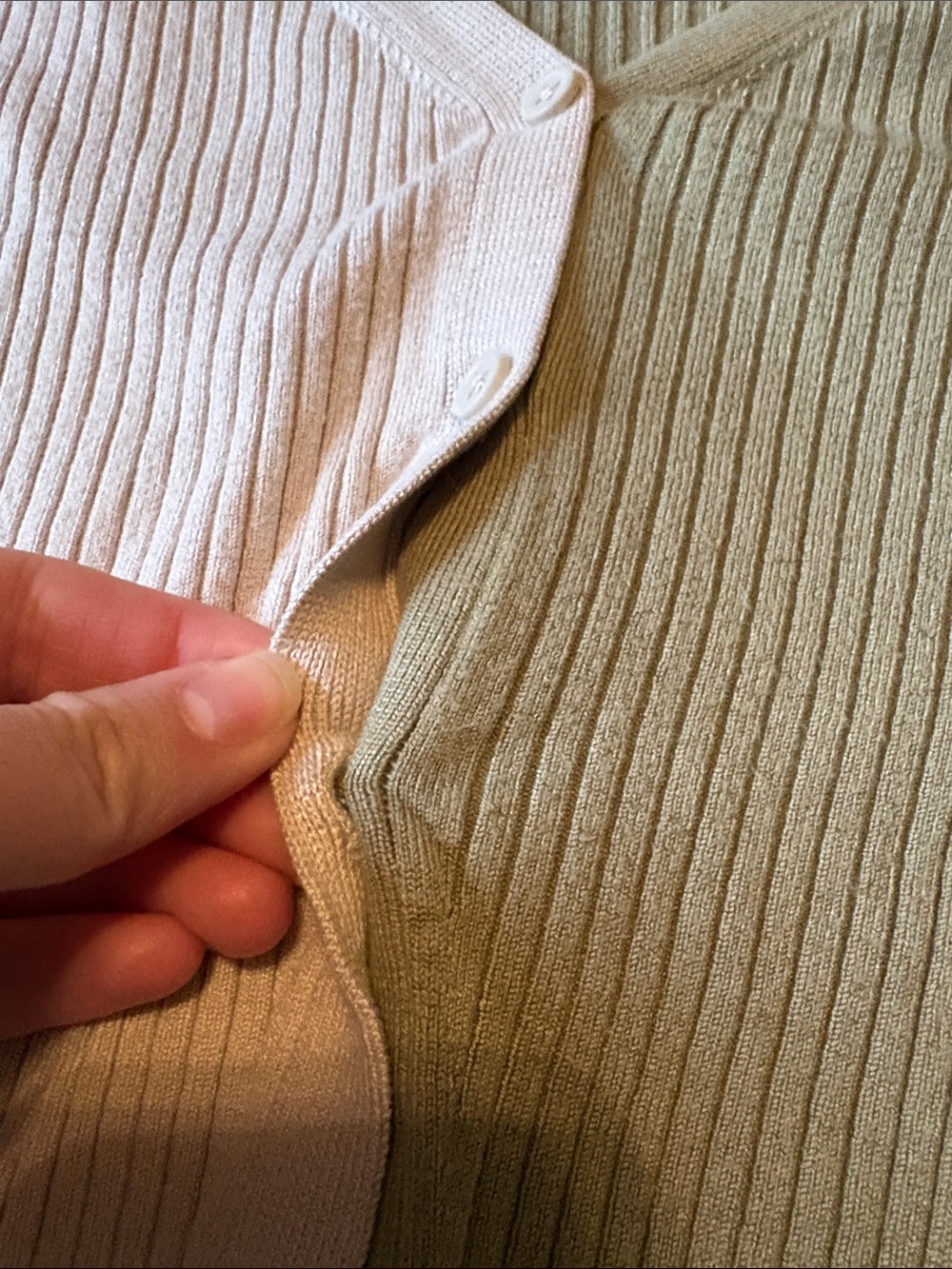 Two-Tone Ribbed Cropped Cardigan - Beige & Olive Garage Brand - Picture 8 of 9